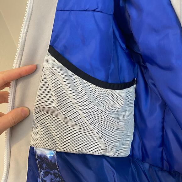 Roxy Size 10 Girls Snowboarding Skiing Jacket Coat Parka Winter Warm Pink Blue - Picture 5 of 8